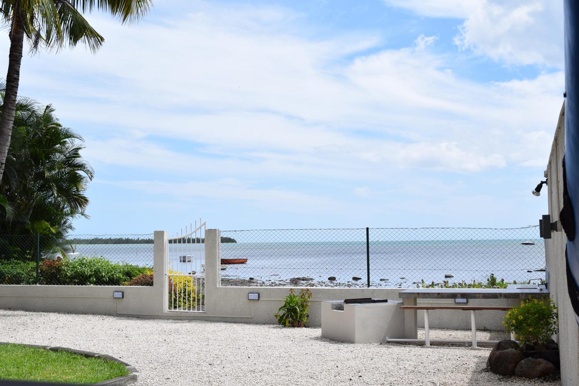 Baywatch Apartment La Gaulette Ngoại thất bức ảnh