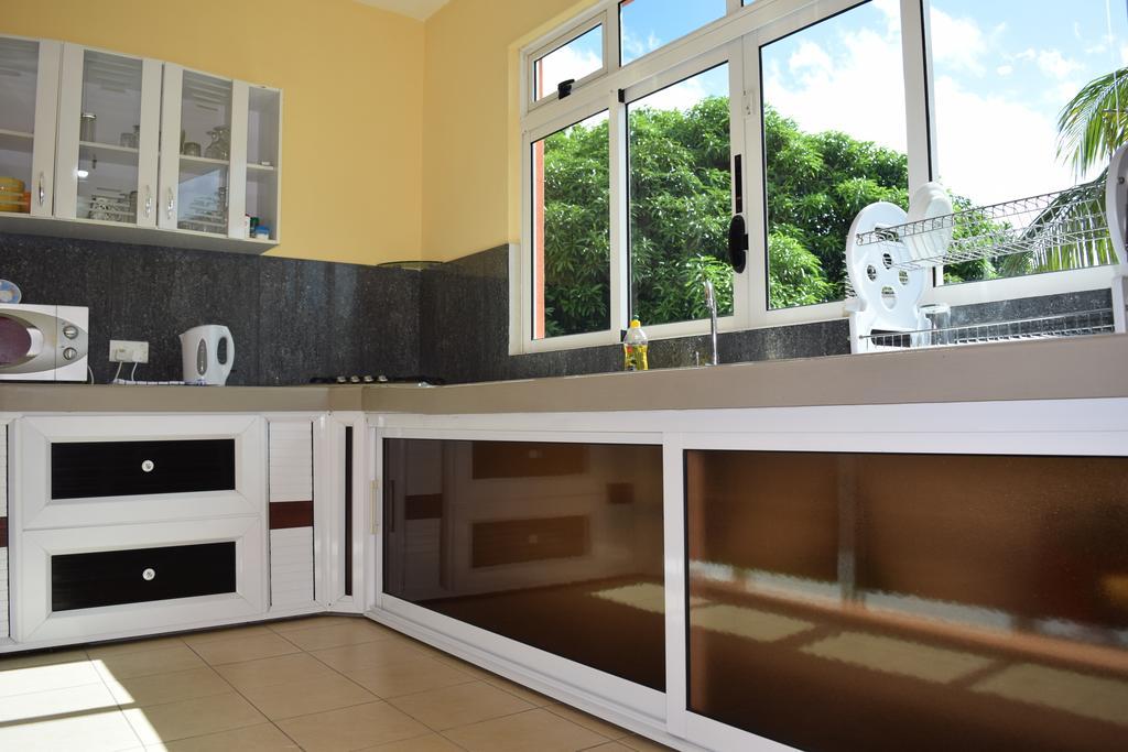 Baywatch Apartment La Gaulette Ngoại thất bức ảnh
