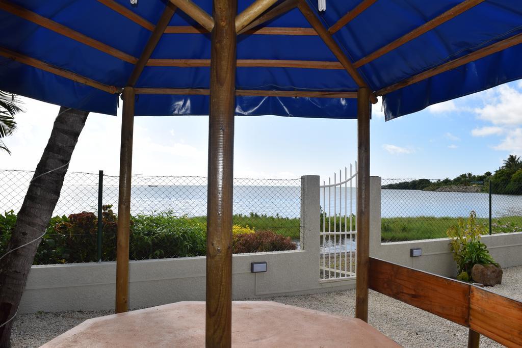 Baywatch Apartment La Gaulette Ngoại thất bức ảnh